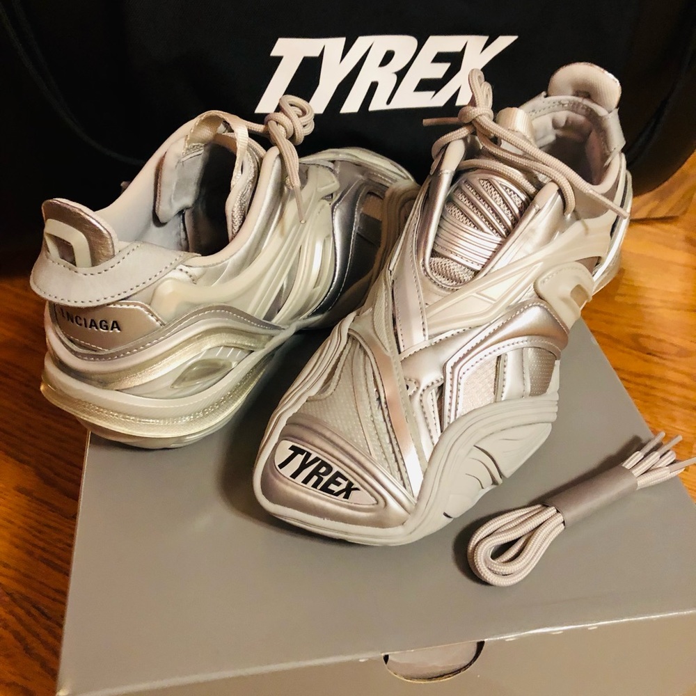 NIB $995 Balenciaga Tyrex Sneakers EU38